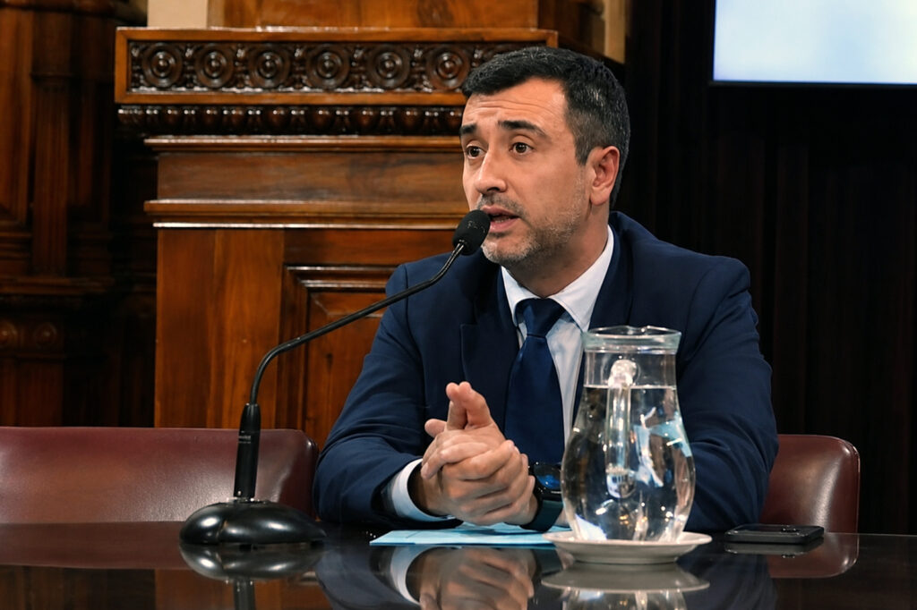 Agustín Coto pone primera: convocó al Senado para debatir este miércoles la reforma electoral que elimina las PASO e introduce Ficha Limpia