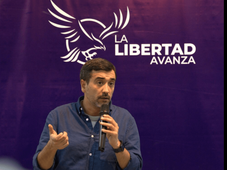 “Vivimos en el fin del mundo, pero en el centro de la historia”, sostuvo Agustín Coto