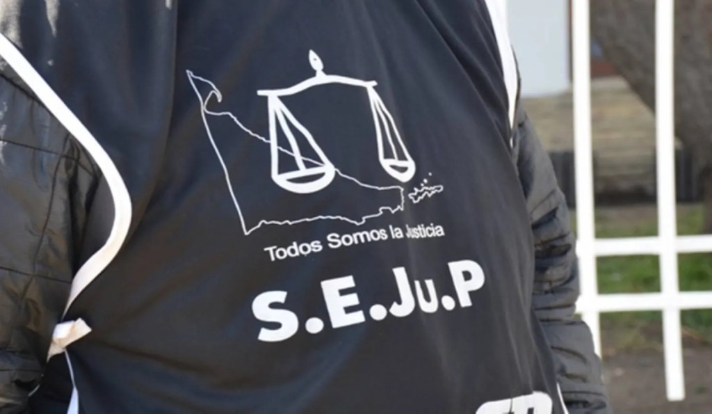 Trabajadores judiciales denuncian desigualdad salarial y paralizan actividades en Tierra del&nbsp;Fuego